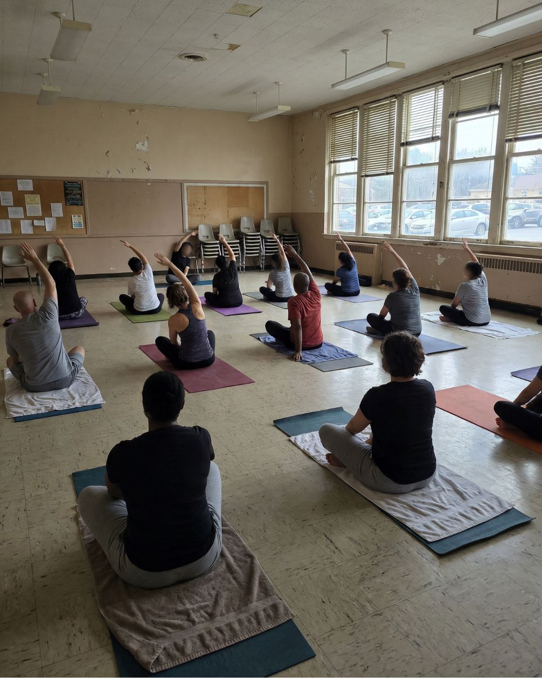 Sesiones grupales de Yoga Sensible al Trauma